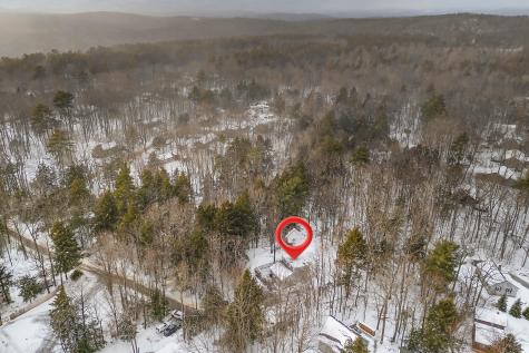 16 Mason Avenue Naples ME 04055