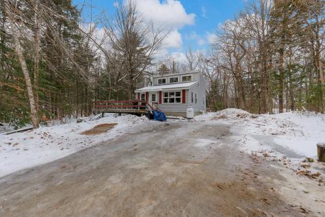 16 Mason Avenue Naples ME 04055