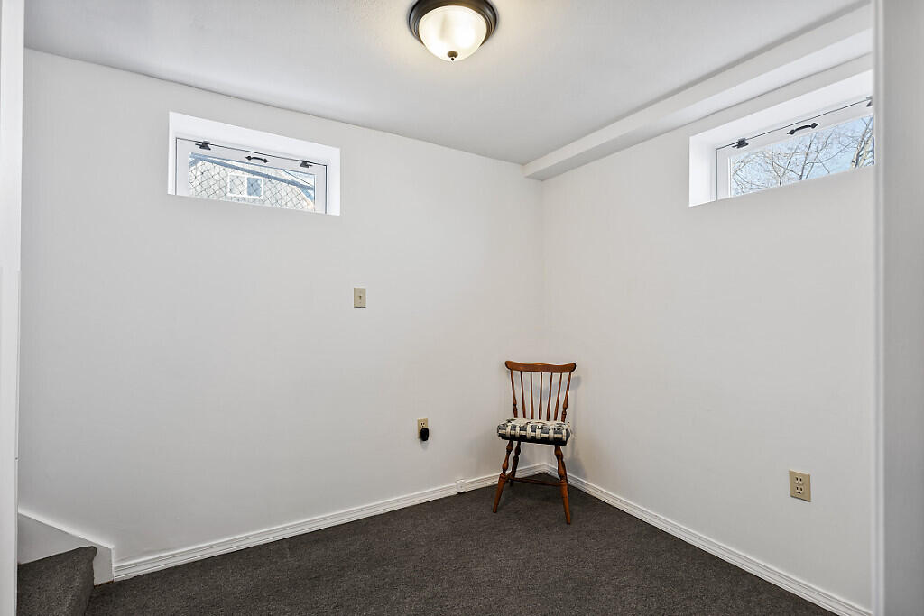 109 Luckys Landing Road Glenburn ME 04401