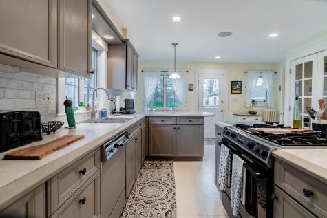 233 Bradley Street Portland ME 04103