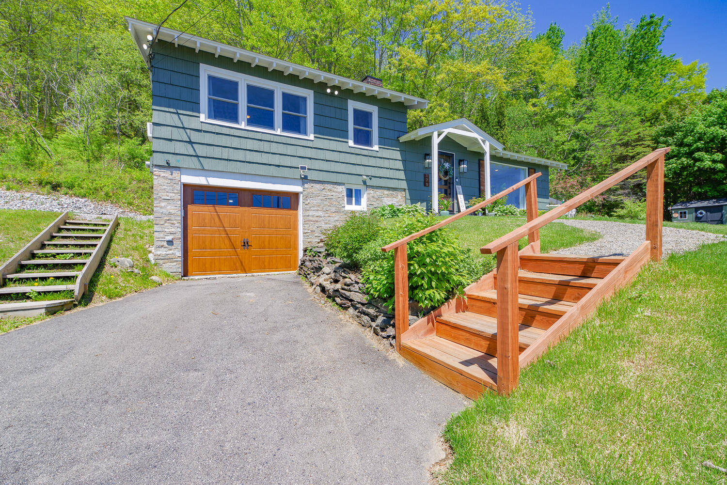 170 Lakeview Drive Rockland ME 04841