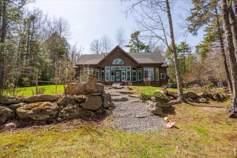 37 Whale Rock Road Boothbay ME 04537