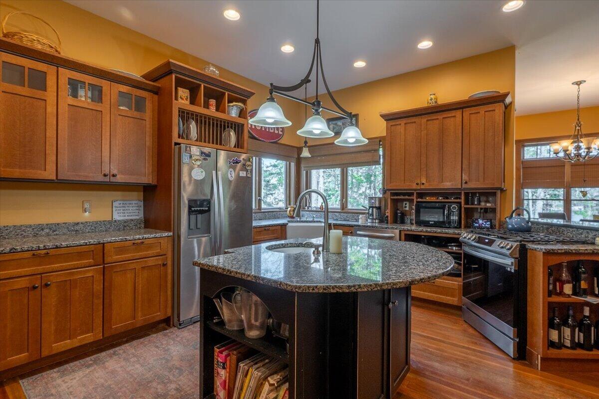 37 Whale Rock Road Boothbay ME 04537