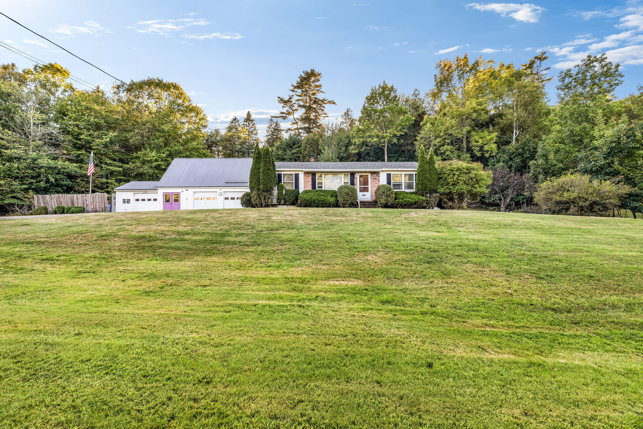 153 E E Side Drive Verona Island ME 04416