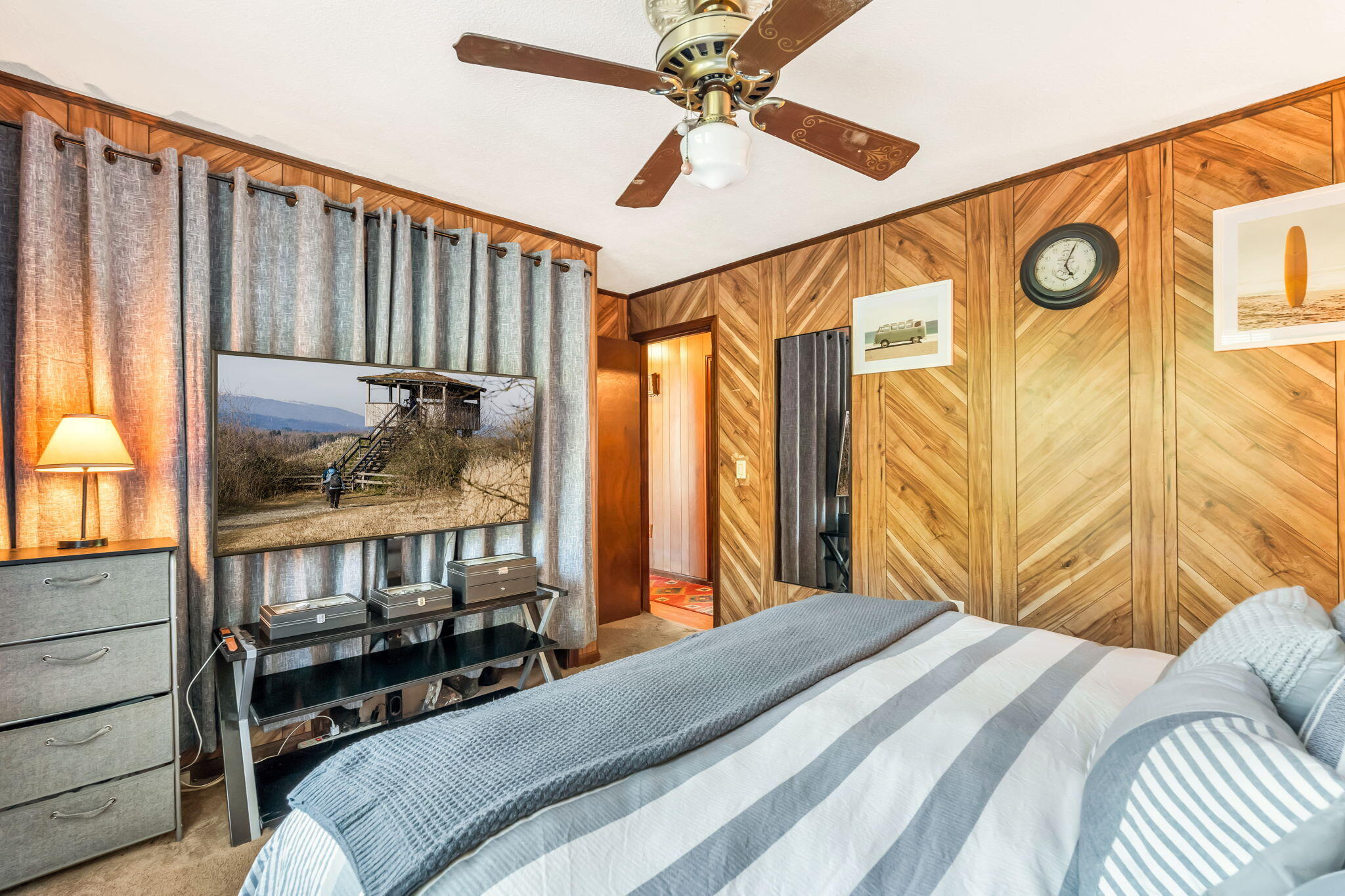 153 E E Side Drive Verona Island ME 04416