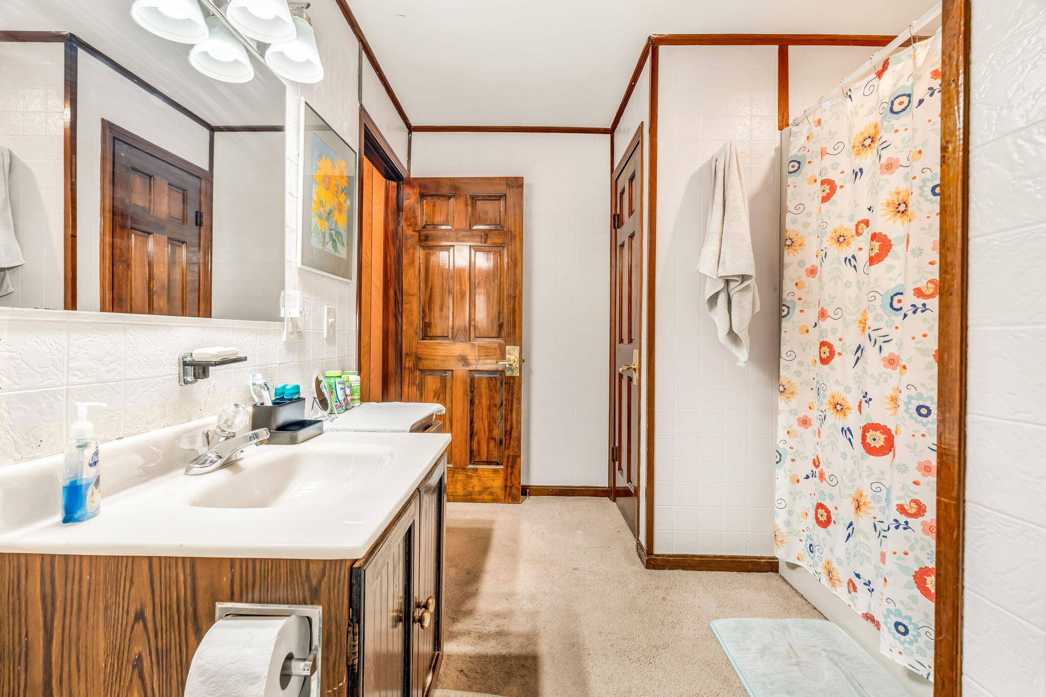 153 E E Side Drive Verona Island ME 04416