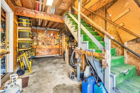 153 E E Side Drive Verona Island ME 04416