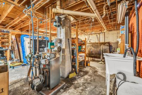 153 E E Side Drive Verona Island ME 04416