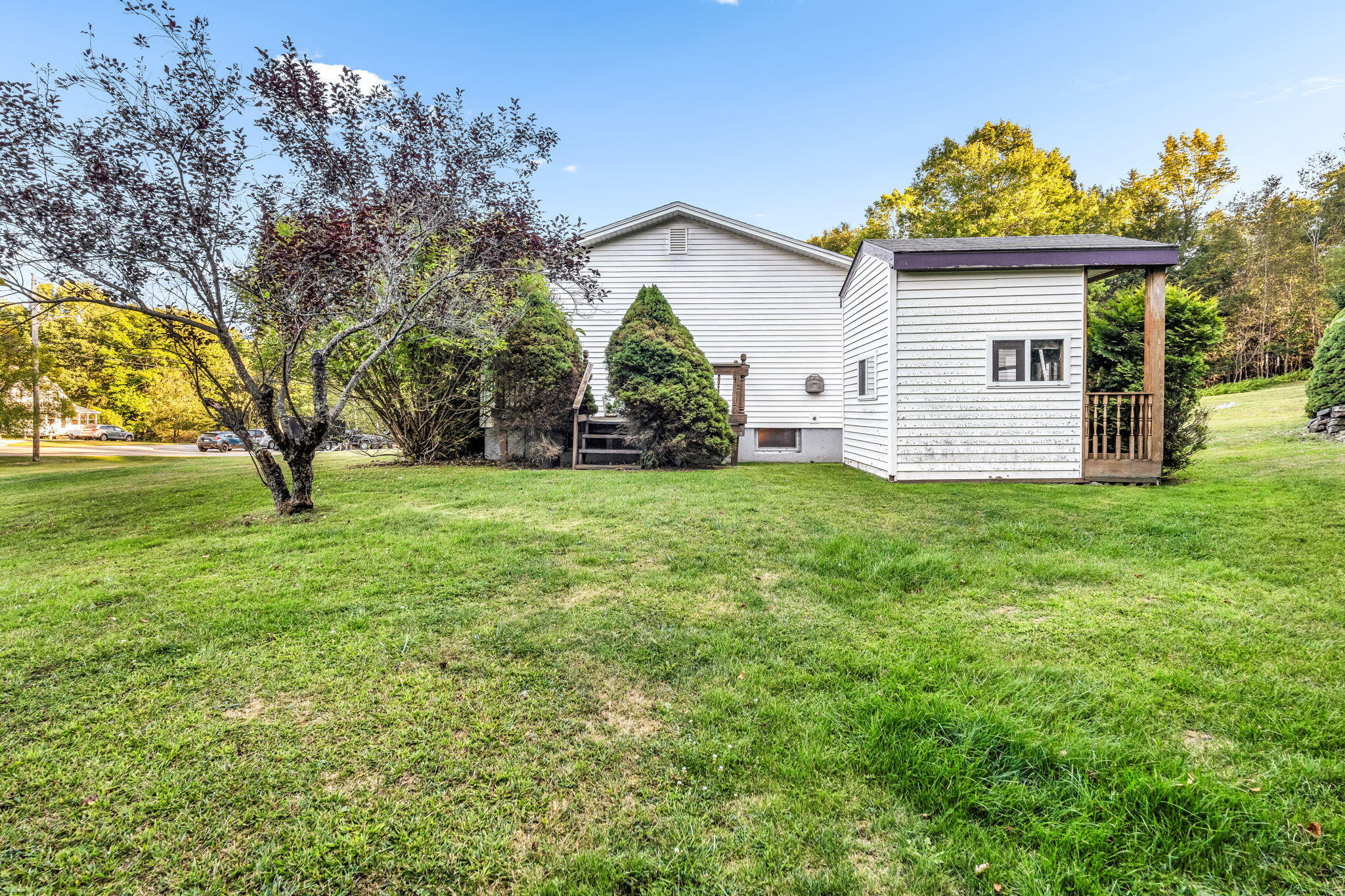 153 E E Side Drive Verona Island ME 04416