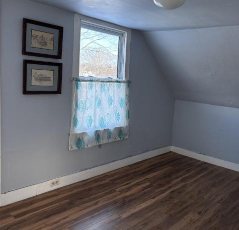 11 Cottage Street Vinalhaven ME 04863