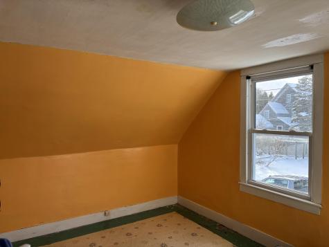 11 Cottage Street Vinalhaven ME 04863