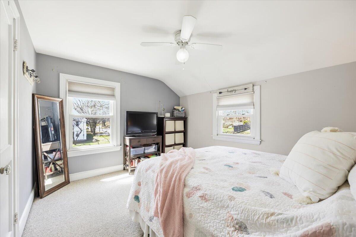 42 Narragansett Street Gorham ME 04038
