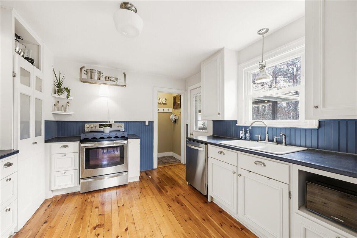 42 Narragansett Street Gorham ME 04038