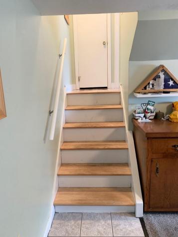 6 Scribner Circle Lewiston ME 04240