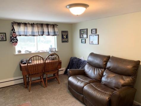 6 Scribner Circle Lewiston ME 04240