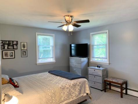 6 Scribner Circle Lewiston ME 04240