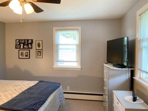 6 Scribner Circle Lewiston ME 04240