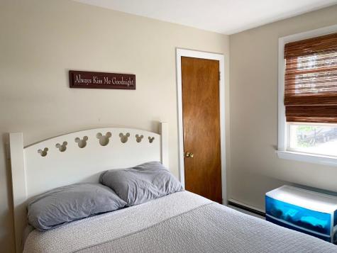 6 Scribner Circle Lewiston ME 04240