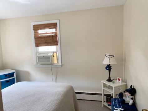 6 Scribner Circle Lewiston ME 04240