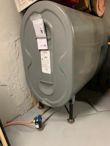 6 Scribner Circle Lewiston ME 04240