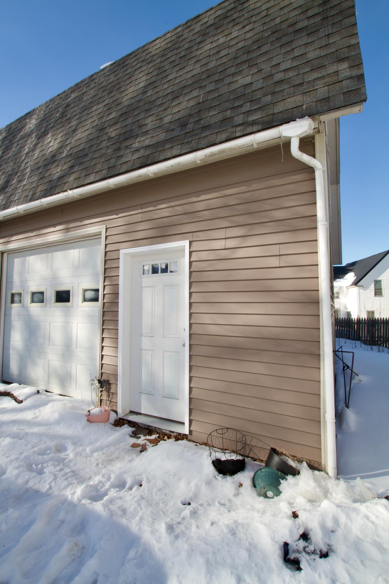 24 Grays Lane Old Town ME 04468