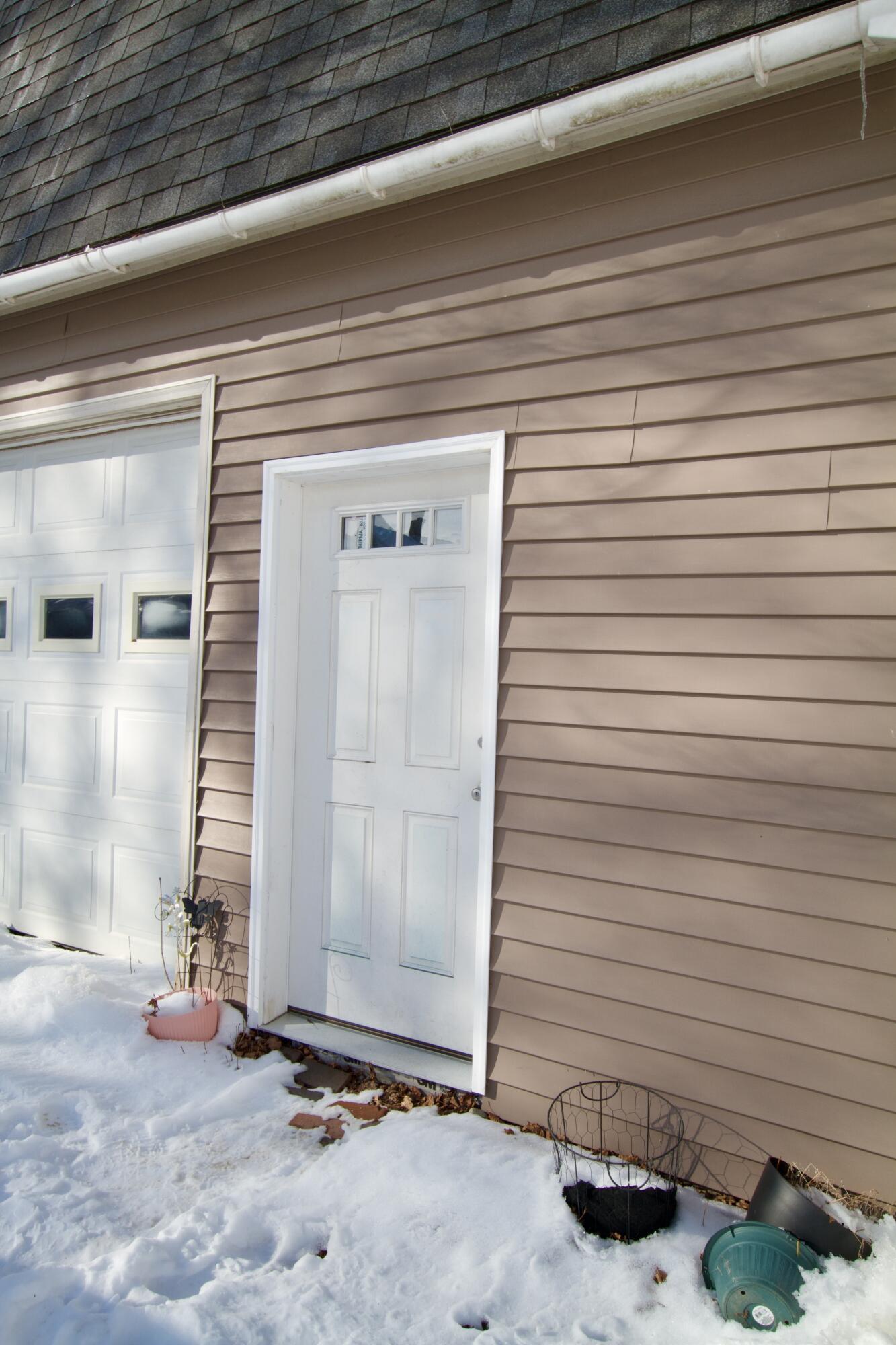 24 Grays Lane Old Town ME 04468