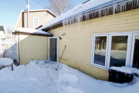 24 Grays Lane Old Town ME 04468