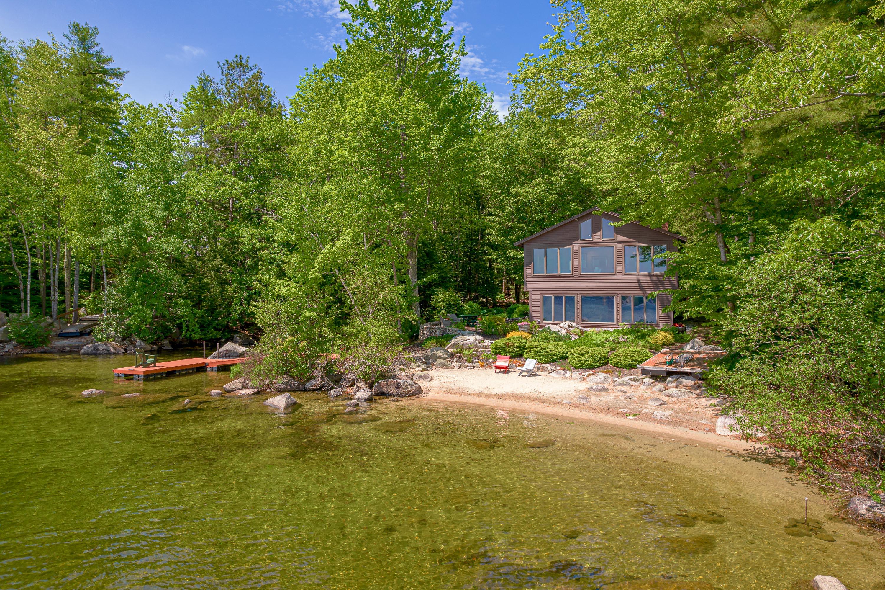 65 Forest Road Raymond, ME