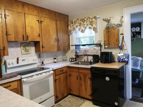 4 Amherst Street Augusta ME 04330