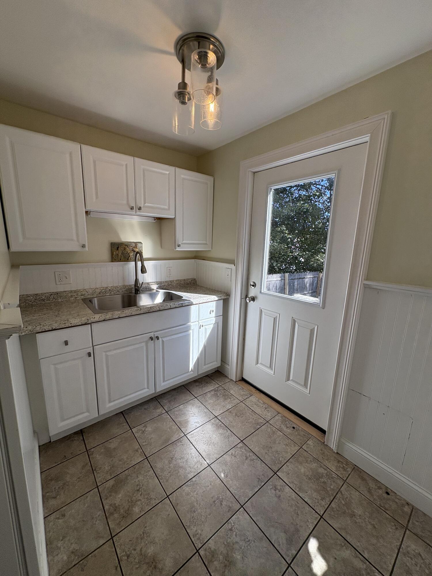 105 Winter Street Lewiston ME 04240