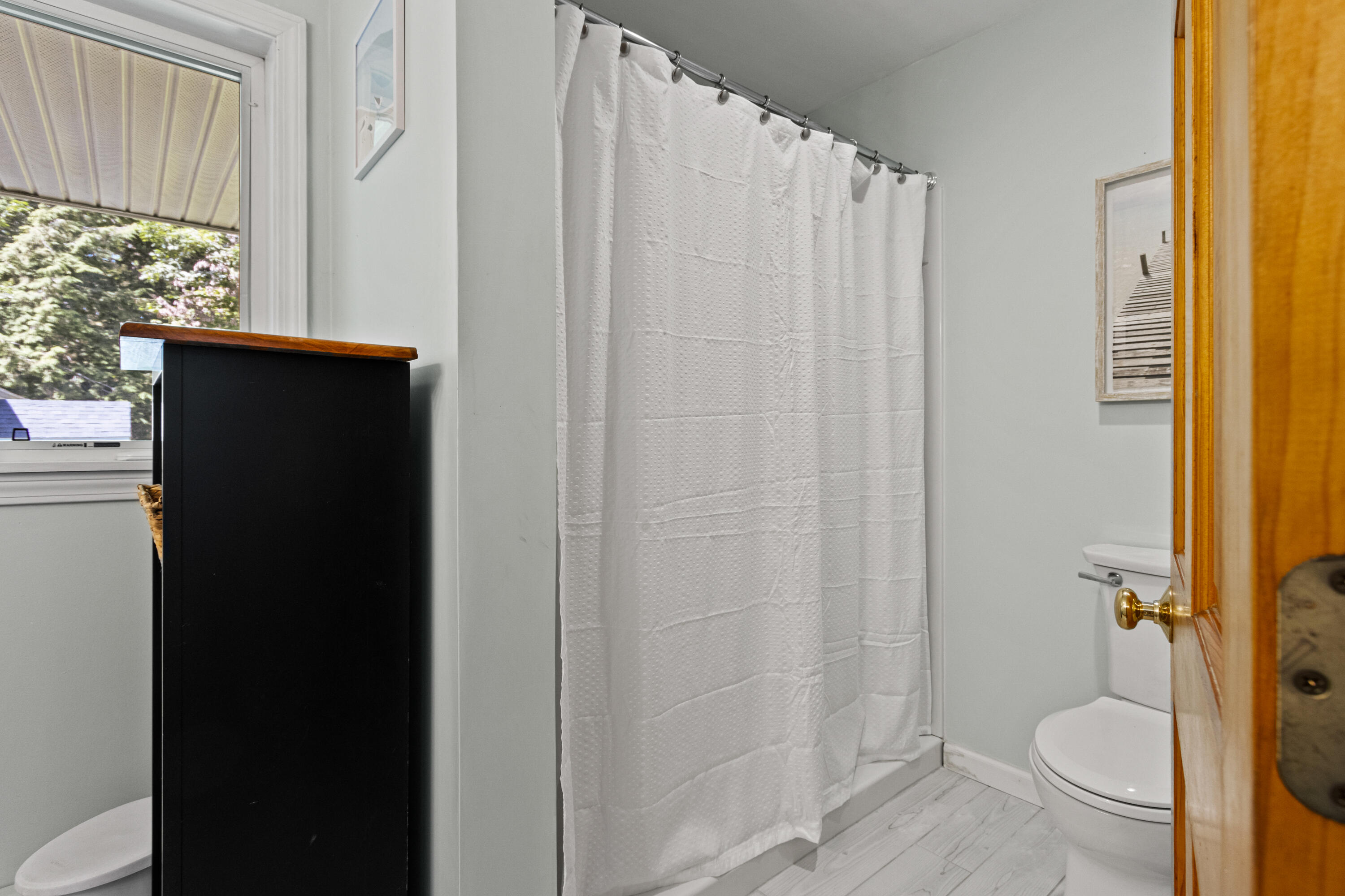 35 Bay Village Road Naples ME 04055