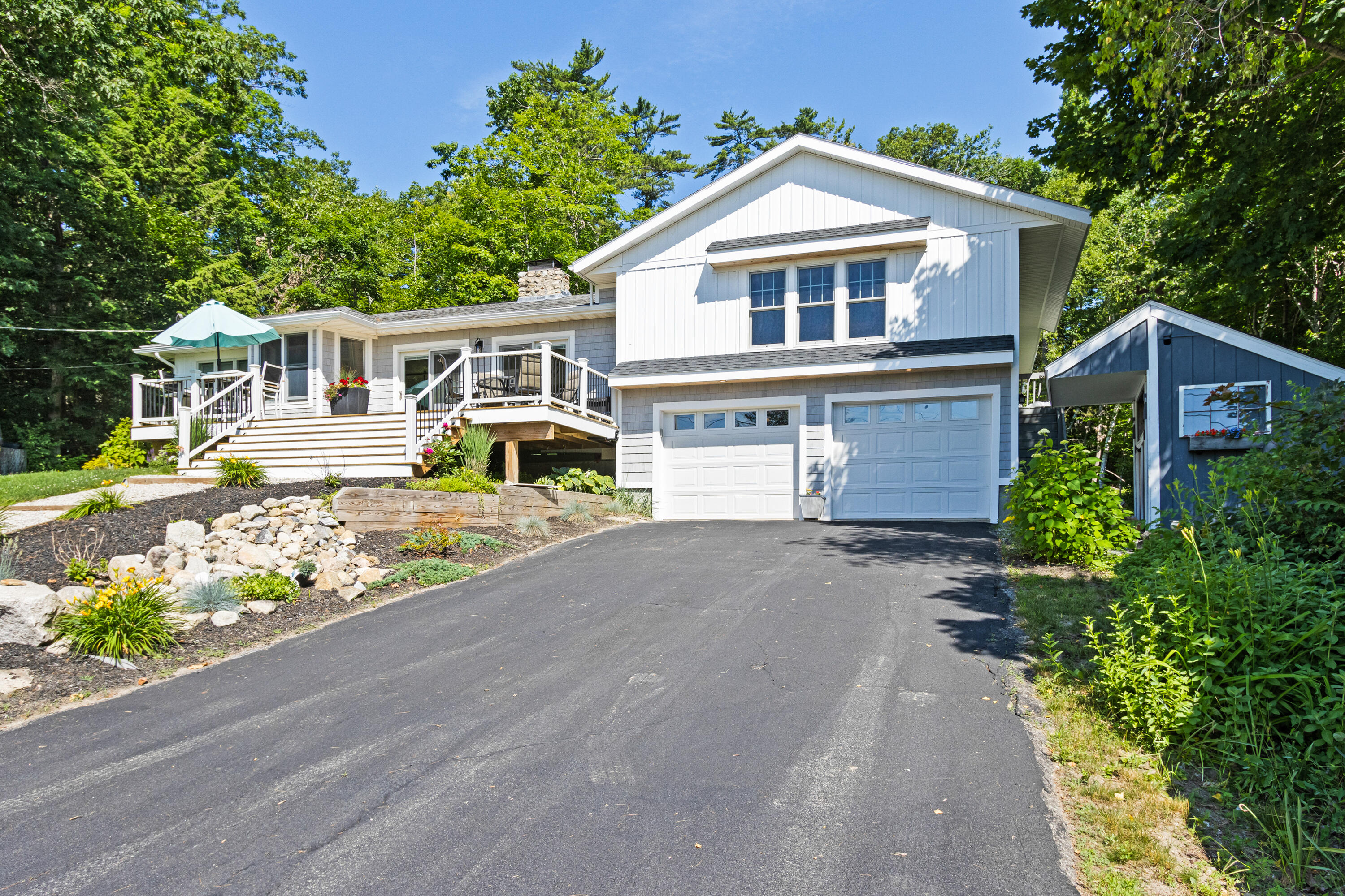 35 Bay Village Road Naples ME 04055