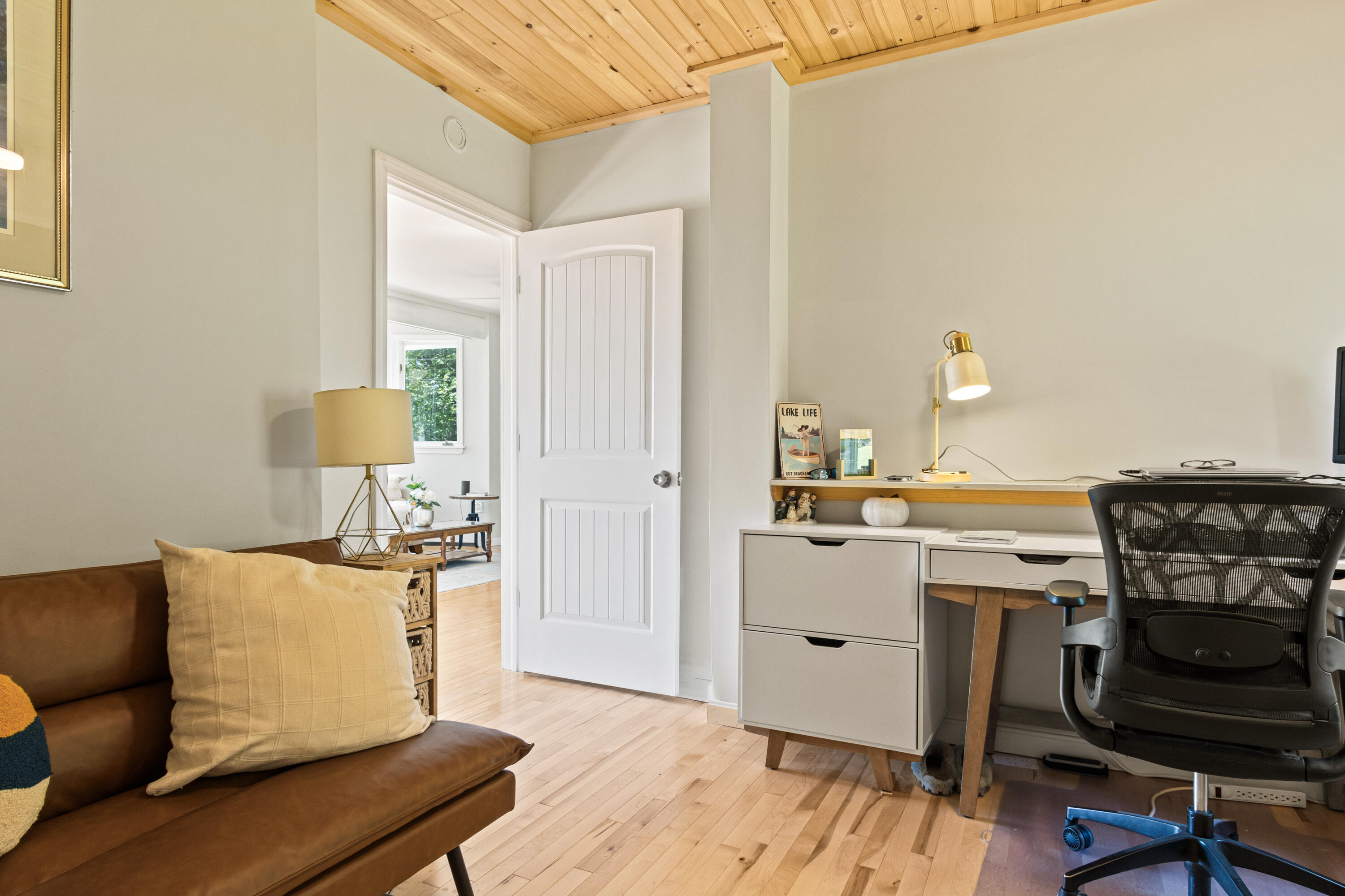 35 Bay Village Road Naples ME 04055