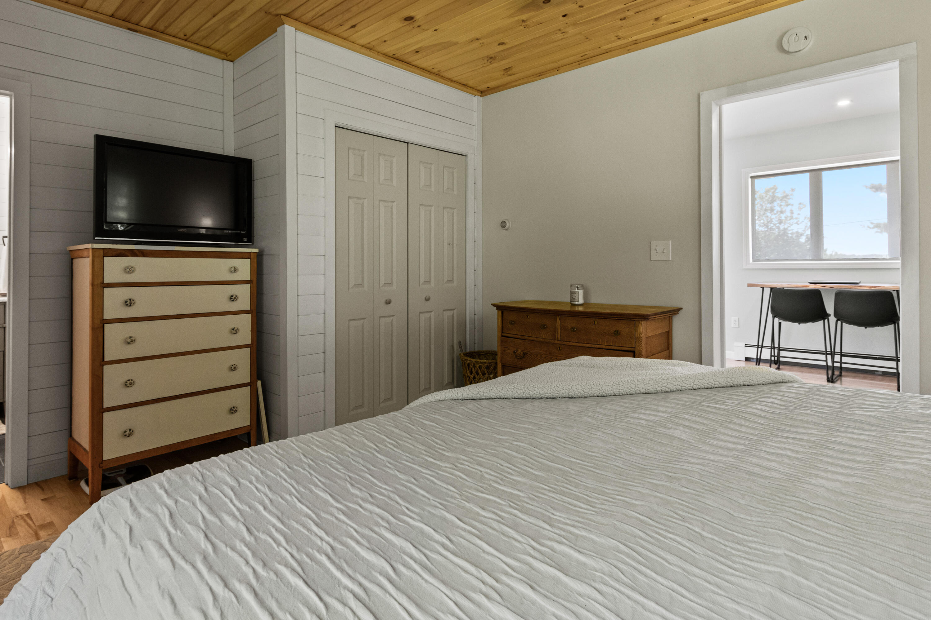 35 Bay Village Road Naples ME 04055