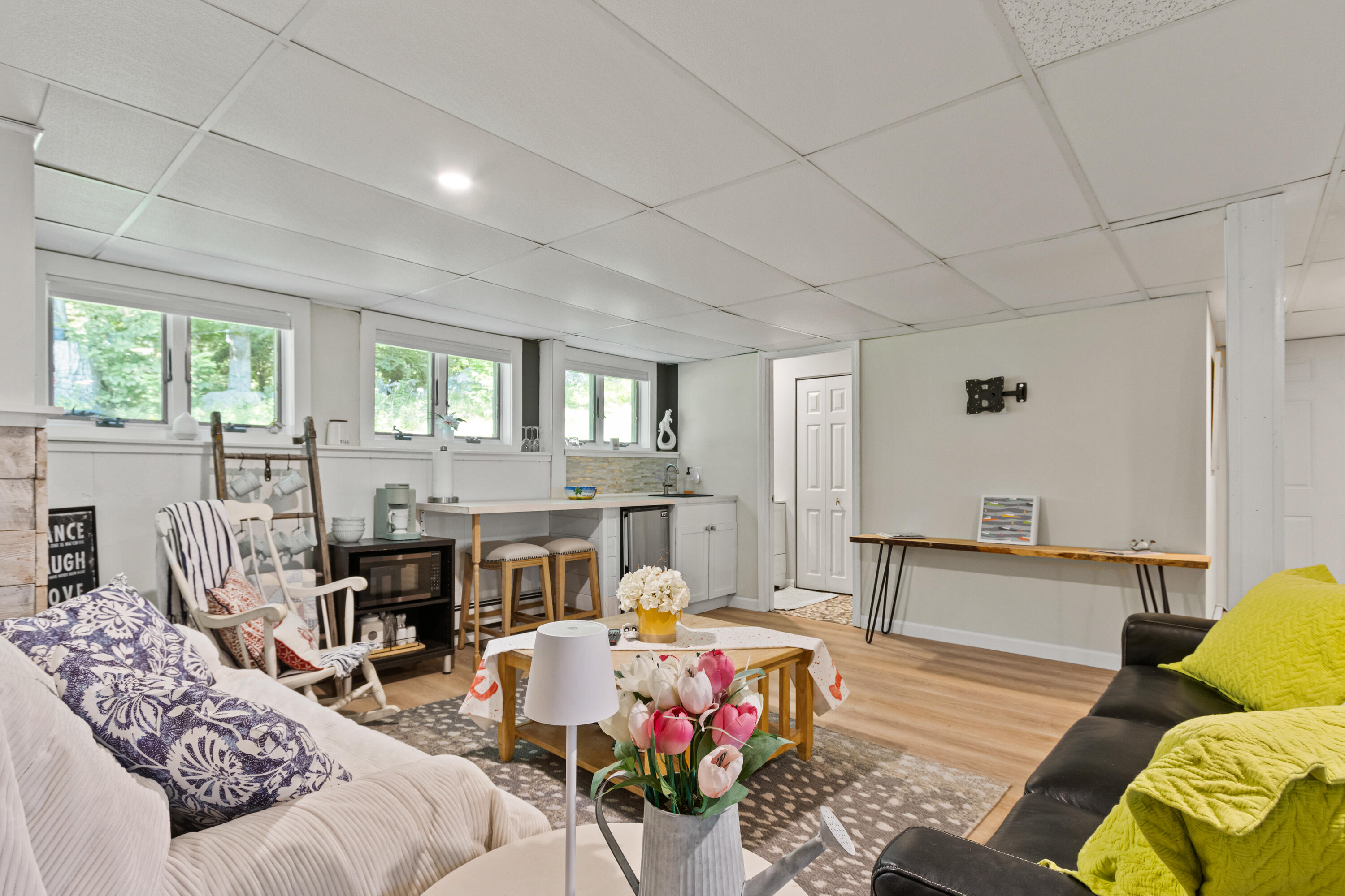 35 Bay Village Road Naples ME 04055