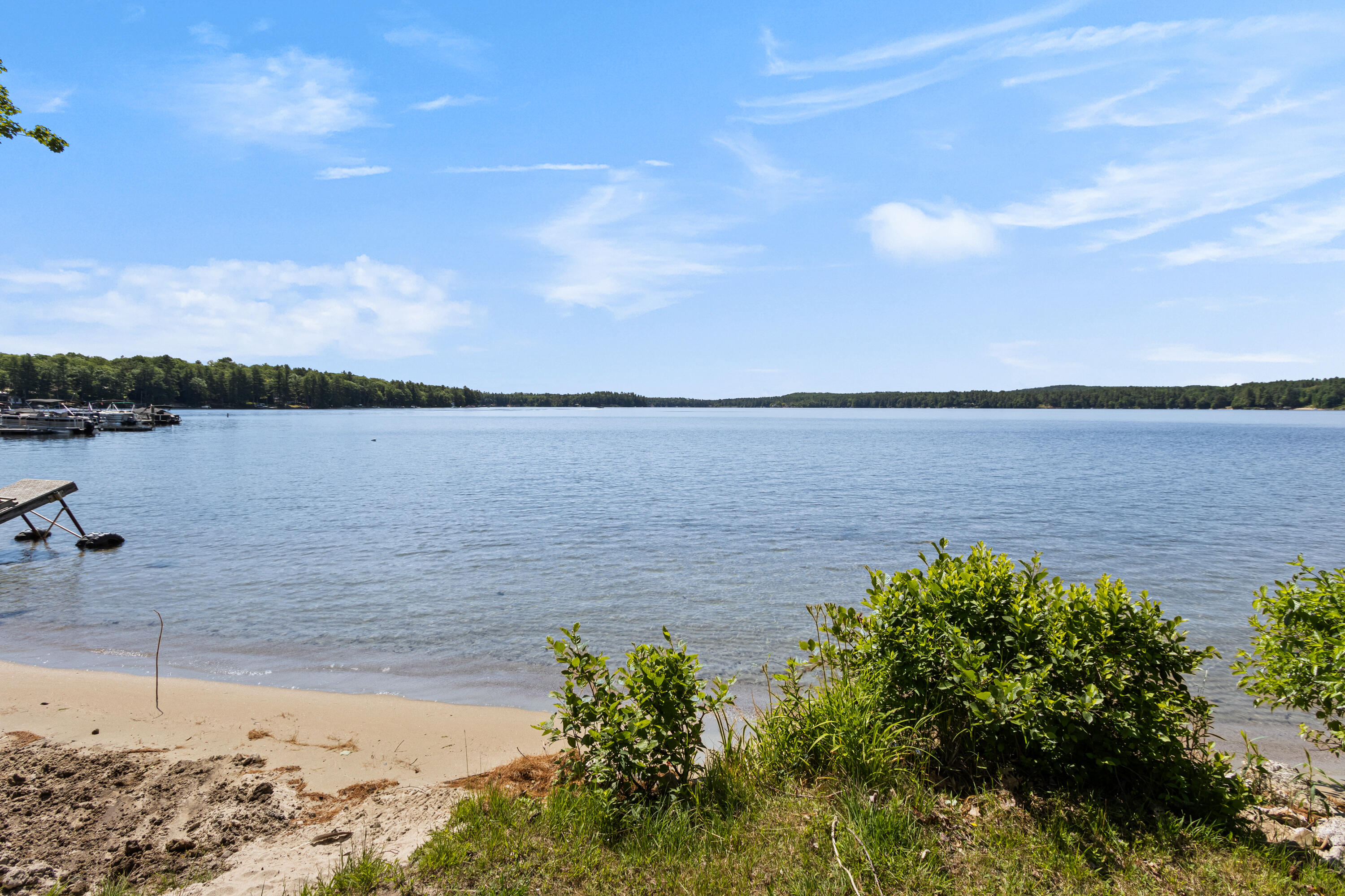 35 Bay Village Road Naples ME 04055