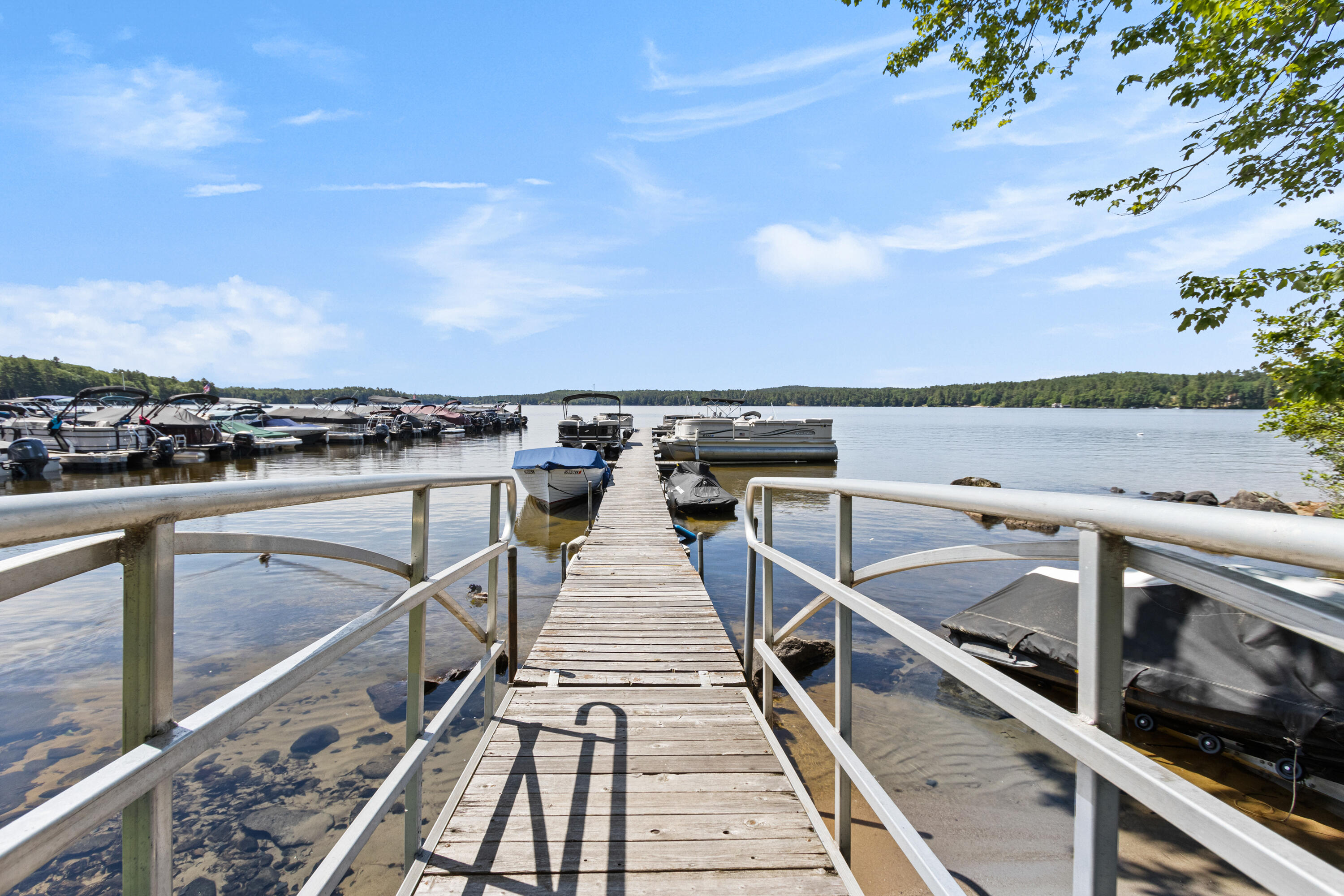 35 Bay Village Road Naples ME 04055