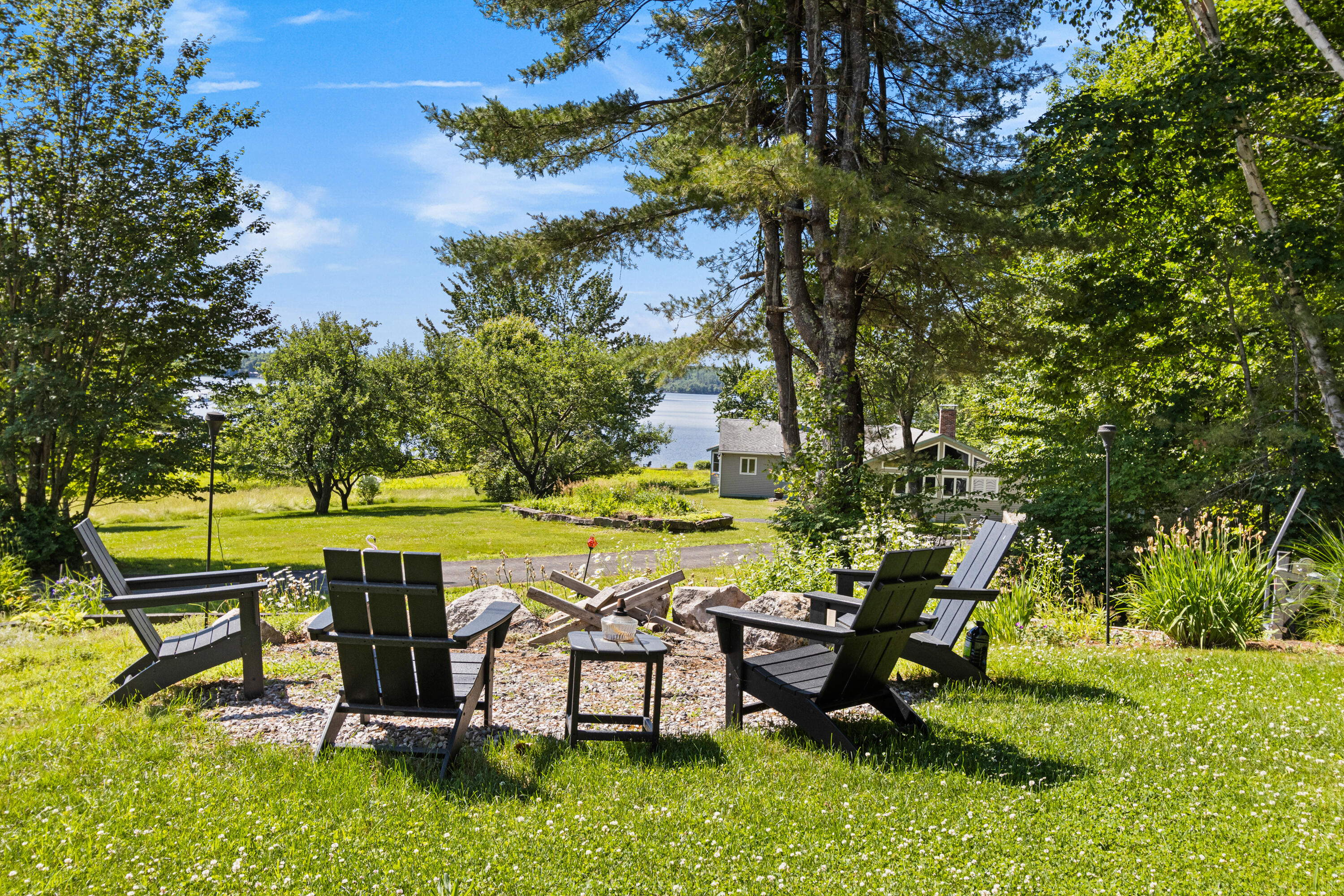 35 Bay Village Road Naples ME 04055