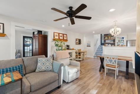 78 Chapmans Drive Manchester ME 04351