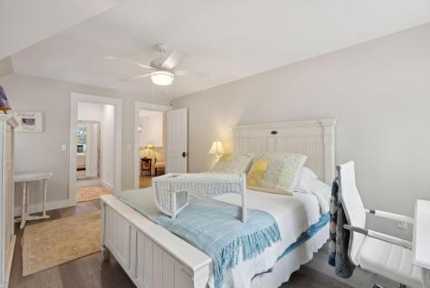 78 Chapmans Drive Manchester ME 04351