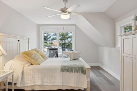 78 Chapmans Drive Manchester ME 04351