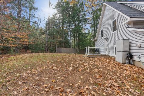 78 Chapmans Drive Manchester ME 04351