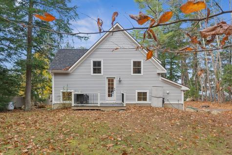 78 Chapmans Drive Manchester ME 04351