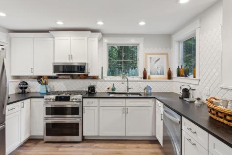 78 Chapmans Drive Manchester ME 04351