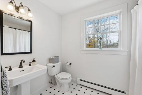 127 Brown Road Durham ME 04222