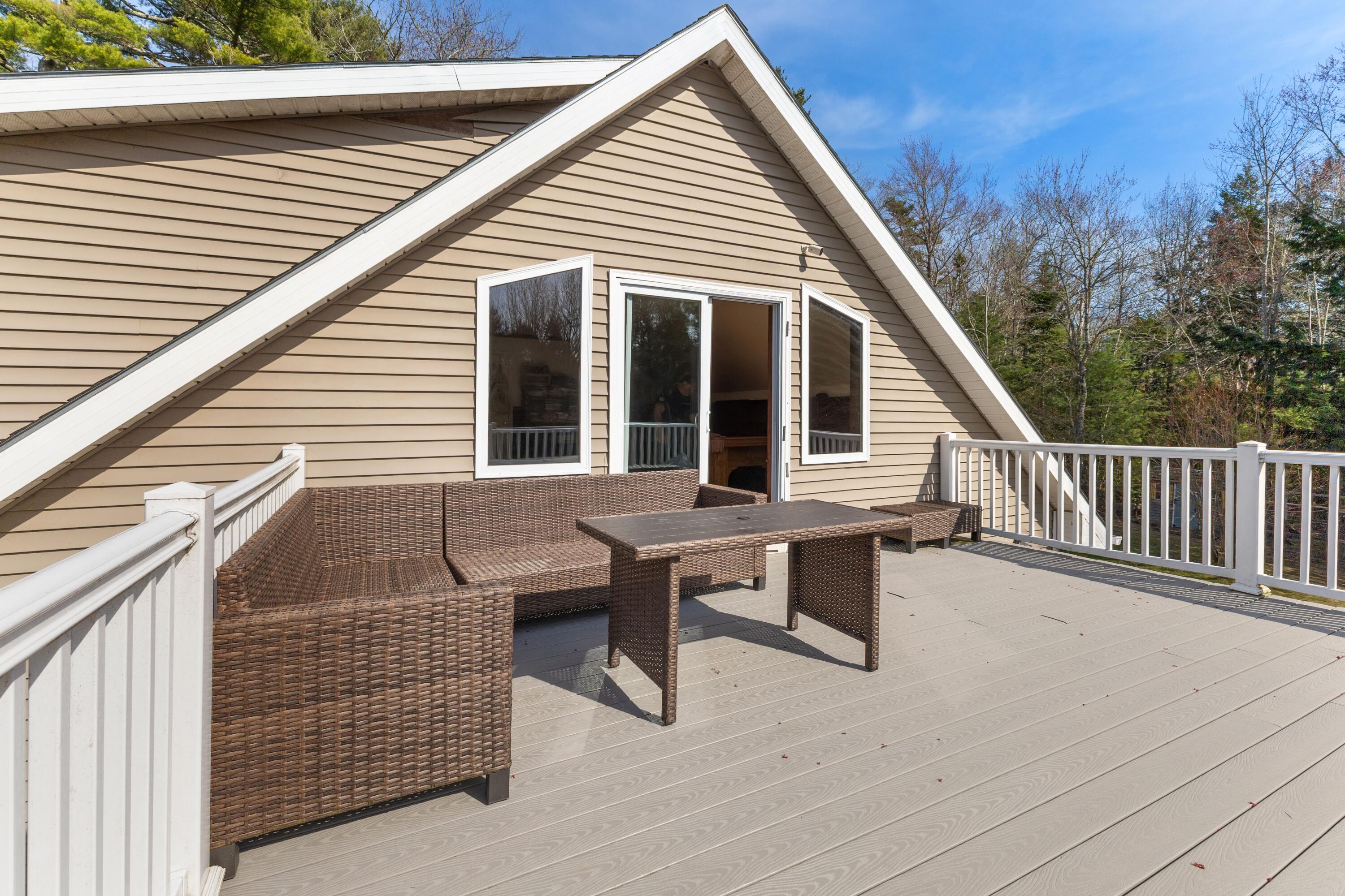 18 Deer Ridge Lane Surry ME 04684