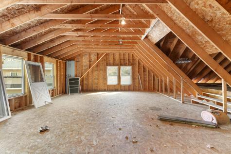 18 Deer Ridge Lane Surry ME 04684