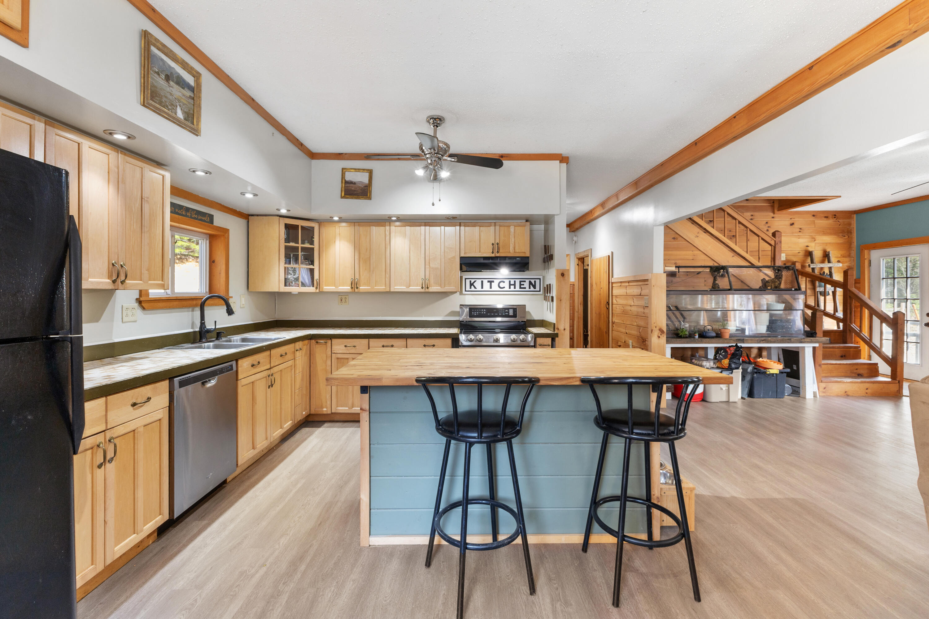 18 Deer Ridge Lane Surry ME 04684