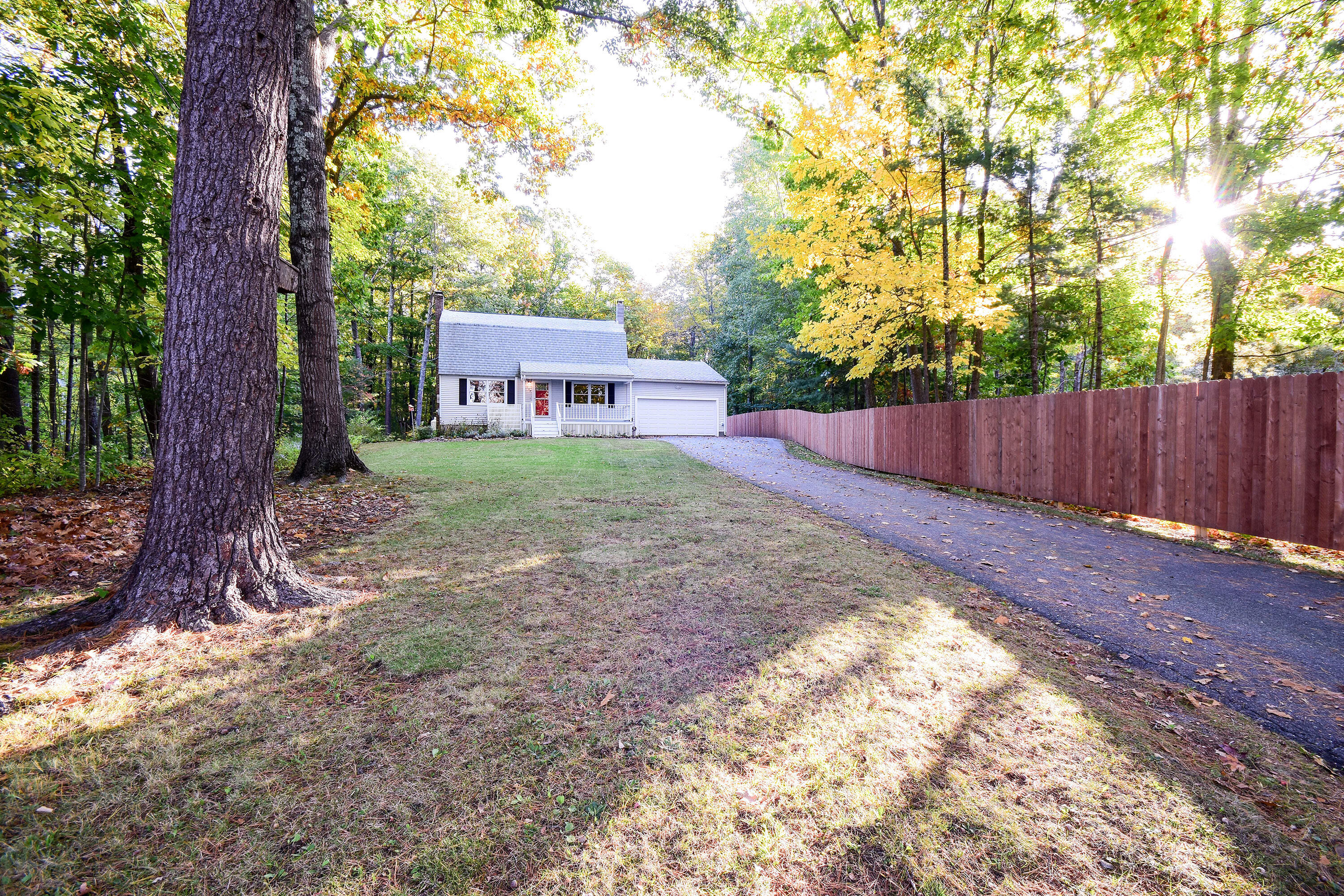 107 Ledgewood Drive Falmouth ME 04105