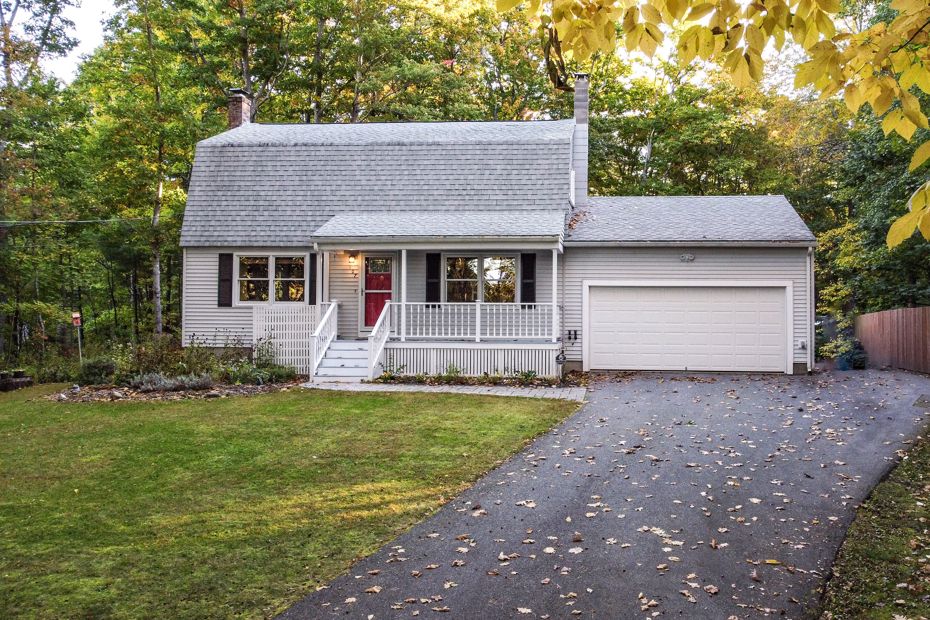 107 Ledgewood Drive Falmouth ME 04105
